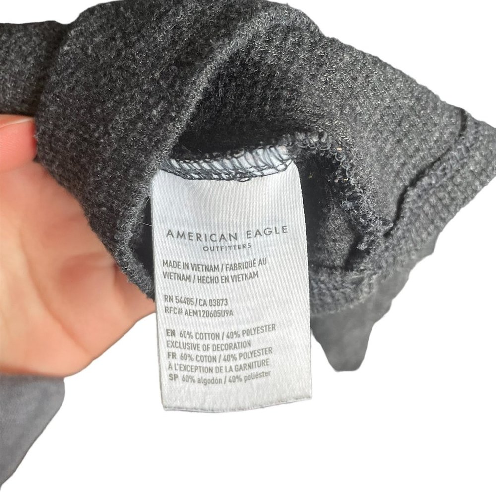 American Eagle Basic Cropped Lace Dark Grey Coque… - image 3